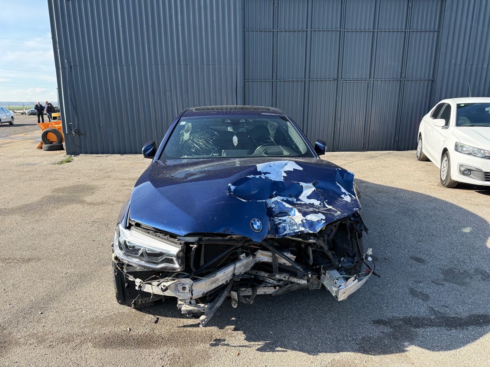 BMW serija 5 530e INDIVIDUAL